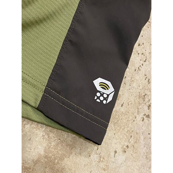 Mountain HardWear M Green Short Sleeve 1/4 Zip Lightweight Polo Shirt SLIM FIT - Picture 2 of 4